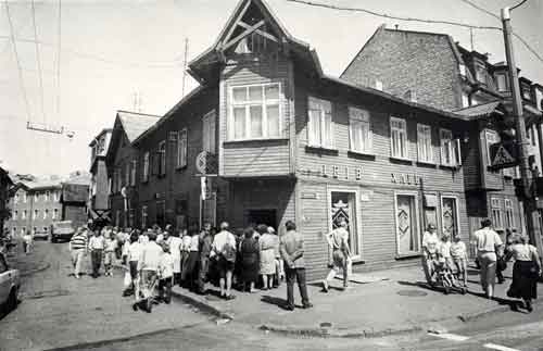Leipäjono Tallinnassa