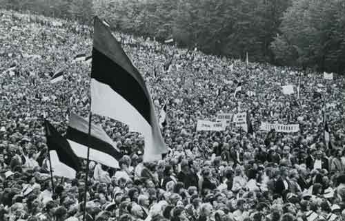 Laulava vallankumous, laulujuhlat, Eestimaa laul 1988