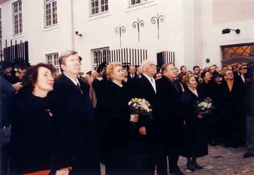 peruskorjauksen valmistuttua Suomen Tallinnan lähetystönrakennuksen avajaiset pidettiin 12.11.1996