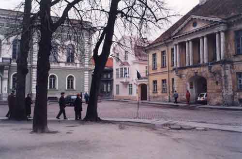 Tallinna, Kohtu 4