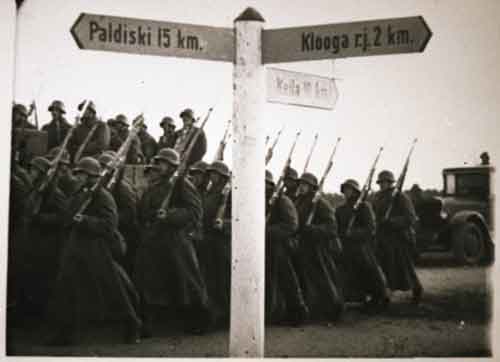 Puna-armeija siirtyy tukikohtiin Virossa lokakuussa 1939