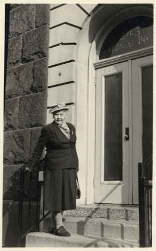 Ida Schwalbe, Ed. Hankaja
