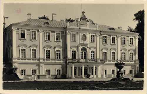 Kadriorgin linna Tallinnassa