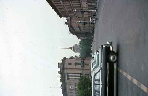 Leningrad, Astoria-hotellin edusta, Amiraliteetti