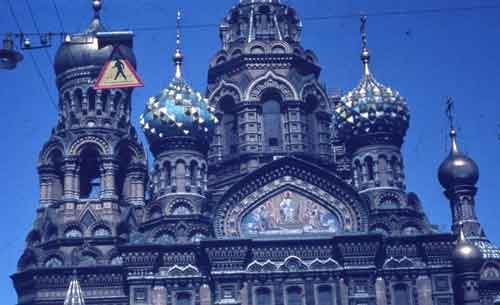 Leningrad, Astoria-hotellin edusta, Amiraliteetti, Talvipalatsi