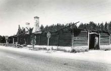 vanha kestikievari tulipalon jälkeen