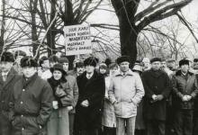 mielenosoitus Tarton rauhan 70-vuotispäivänä