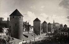 Tornien aukio (Tornide väljak), Tallinna