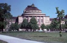 Tallinna, Estonia-teatteri
